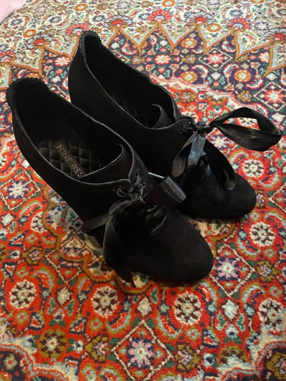 Nine West - “VINESSA” black leather suede lace up heeled booties - Size 9.5
